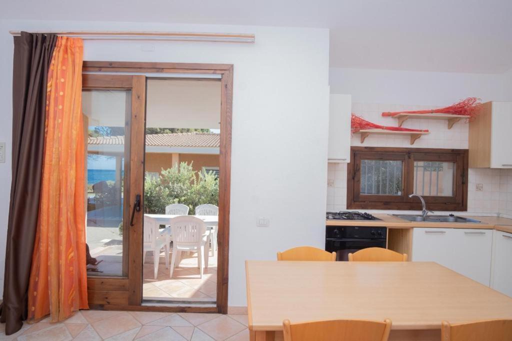 Villetta Porto Corallo Vista Mare فيلابوتزو المظهر الخارجي الصورة